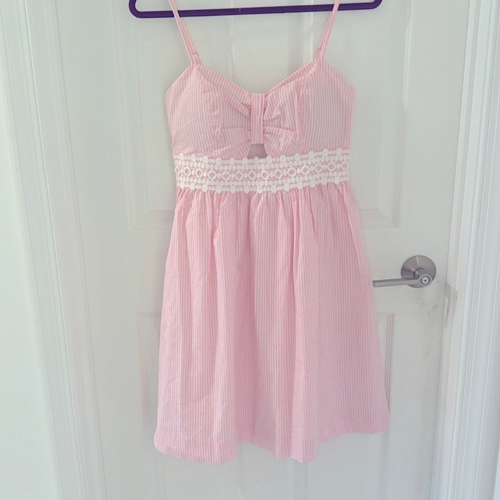 Beautiful Lilly Pulitzer dress! IT HAS POCKETS